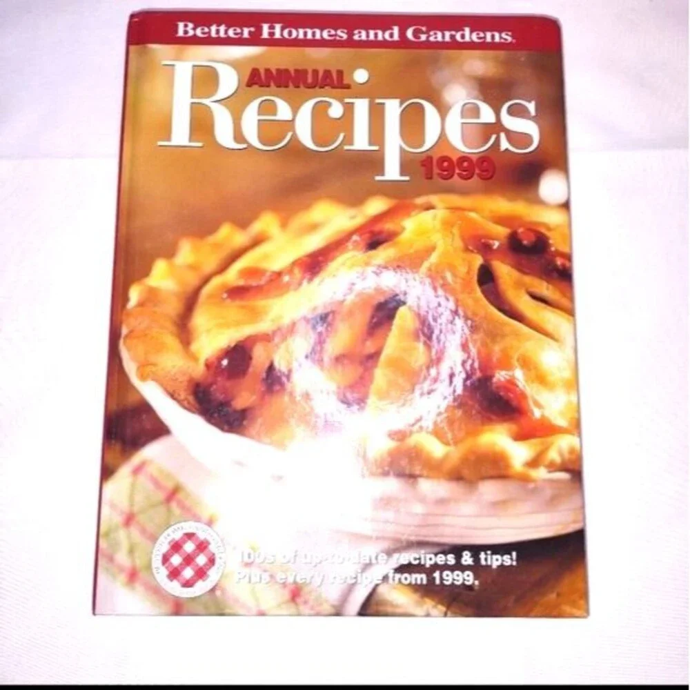 Vintage Better Homes‎ & Gardens Holiday Cookbook with Annual Recipes 1999